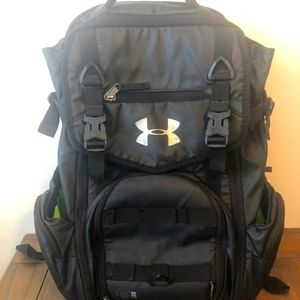 UNDER ARMOUR TACTICAL BACKPACK IN GREAT CONDTION! LIME GREEN INSIDE!